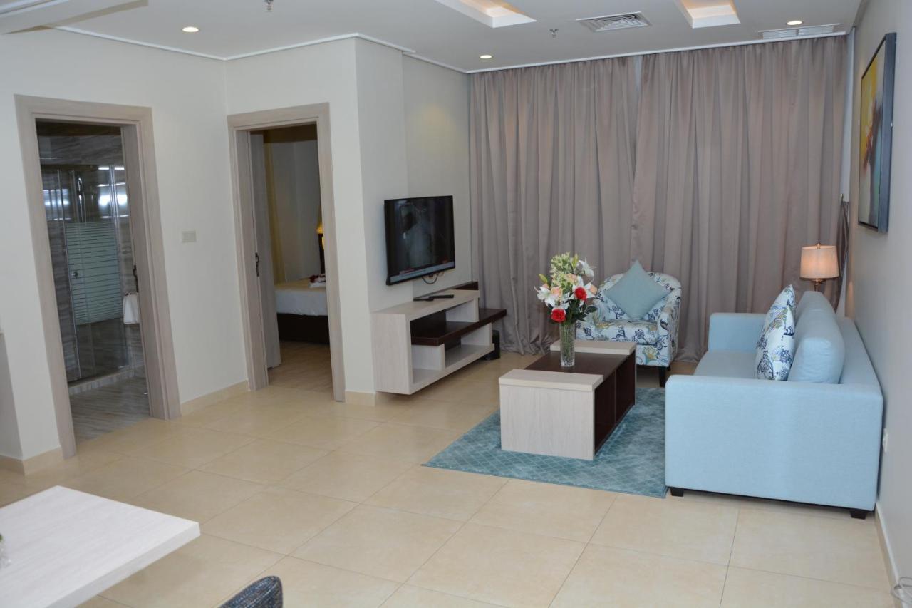 The Lofts Kuwait Fintas Hostel Kuwait City Luaran gambar